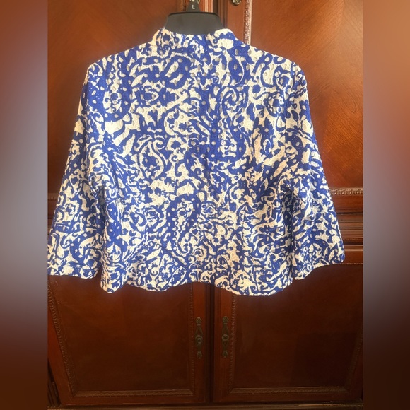 Chicos NWT Womens Printed Eyelet 3/4 Sleeve Electric Blue & White jacket sz 1 - Picture 4 of 6